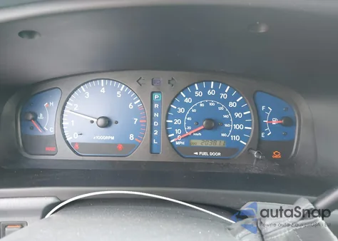 2003 Toyota Sienna Le z USA, uszkodzony, nr VIN 4T3ZF13C13U546713